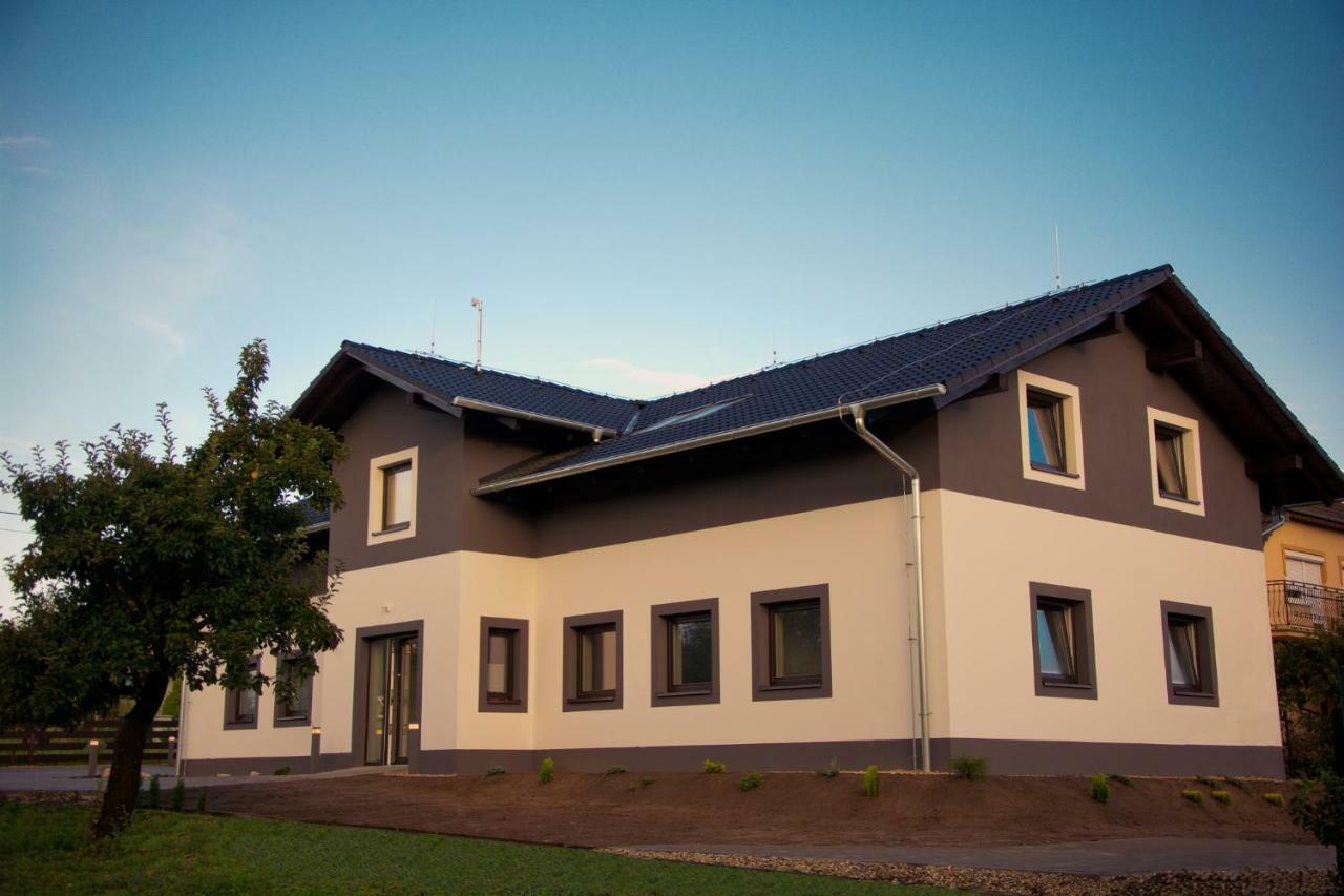 Apartmány Podhájska Kültér fotó